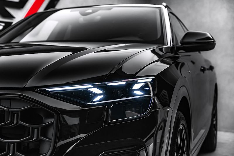 Audi Q8 50TDI Sline Laser Masáže B&O - fotka 9 z 26