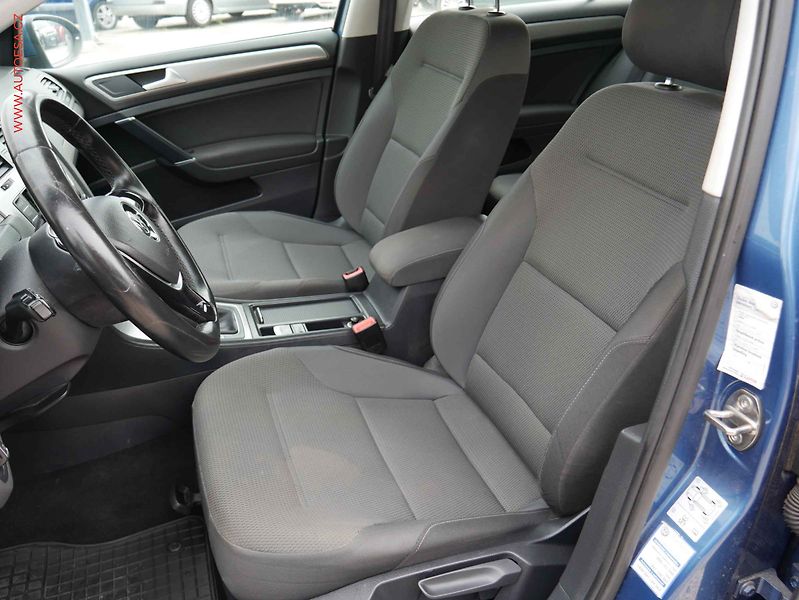 Volkswagen Golf (2013) 1.2 TSi, 1.maj,ČR, AAC, tempo - fotka 9 z 15