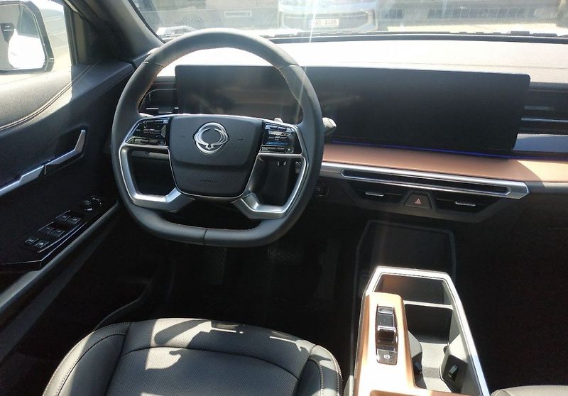 SsangYong Torres EVX Premium AT,152kW, SKLADEM - fotka 12 z 24