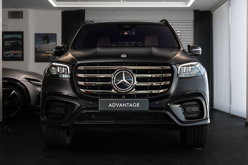 Mercedes-Benz GLS d 4MATIC E-active body control - fotka 2 z 24