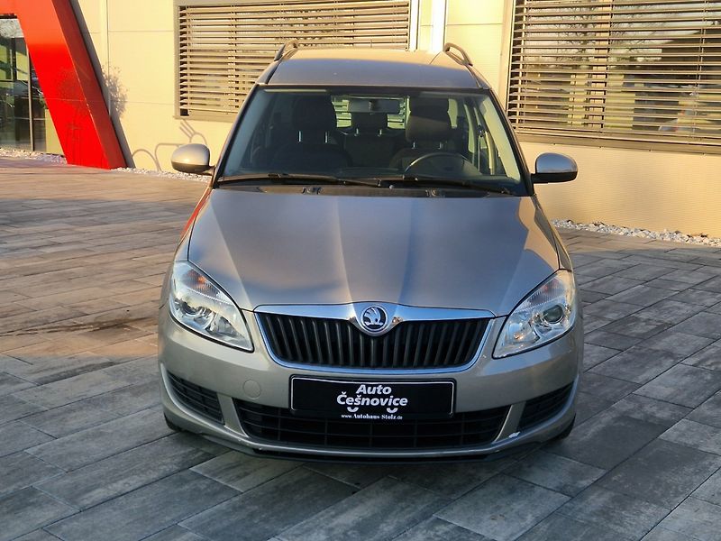Škoda Roomster (2013) STYLE 1.2 TSI 63kW - fotka 2 z 20