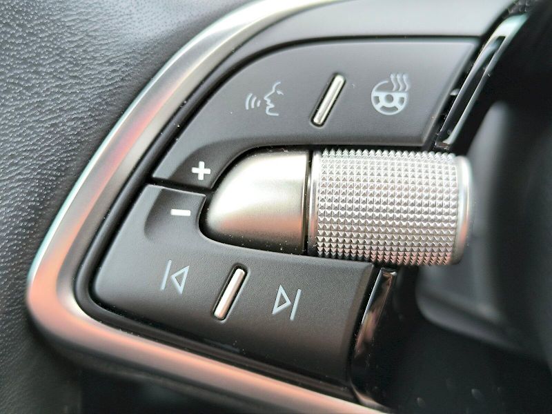 Škoda Scala (2025) DSG 1.0 TSI / 85 kW / TOP SELE - fotka 16 z 34