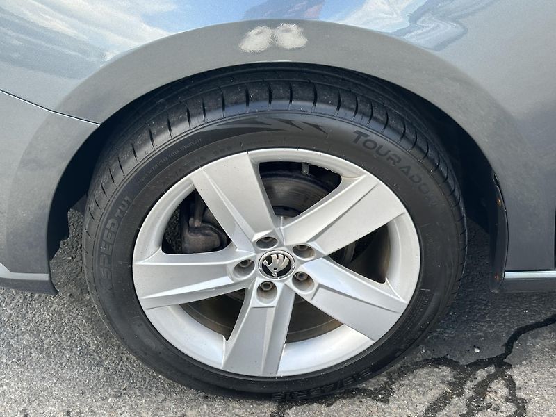 Škoda Fabia (2018) 1.0TSI/70kW * 1.Maj. * KLIMA  - fotka 29 z 32