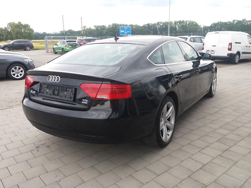Audi A5 2.0TDi,130kW,QUATTRO,124tis-km - fotka 4 z 23