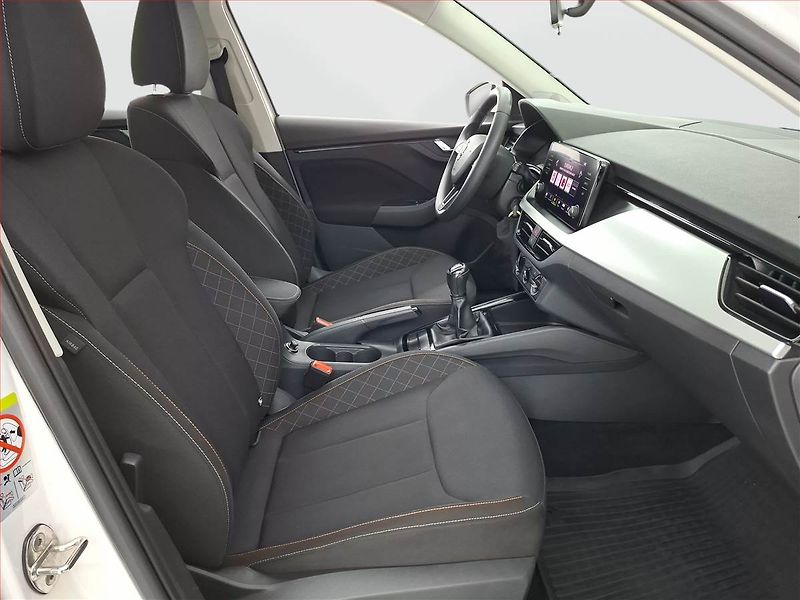 Škoda Kamiq (2020) Ambition 1.0 TSI, Serv.kniha - fotka 9 z 16