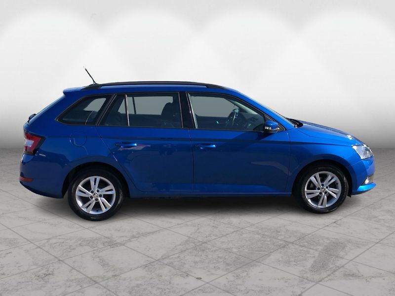 Škoda Fabia COMBI 1.0 TSi AMBITION - fotka 8 z 27