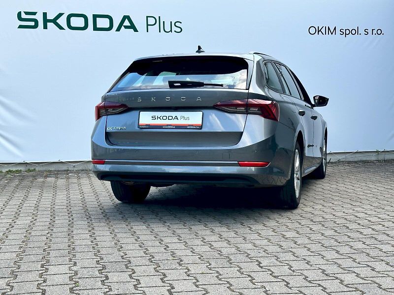Škoda Octavia (2023) 2.0 TDI 110kW DSG Style Combi - fotka 2 z 23