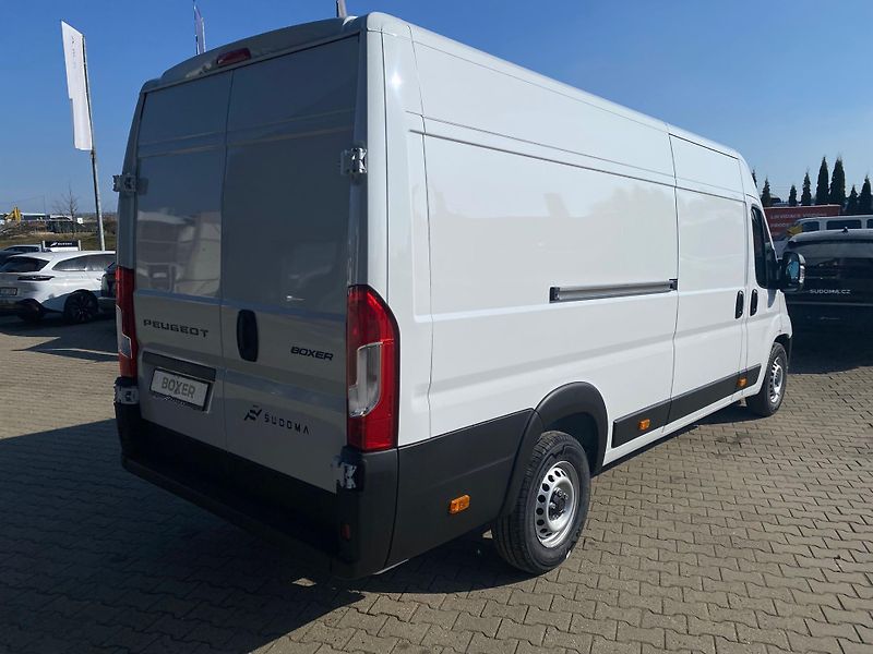 Peugeot Boxer Furgon 4350 L4H2 BlueHDi 180k  - fotka 9 z 19