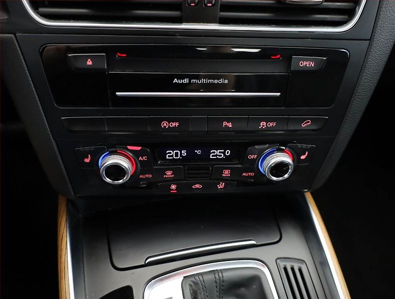 Audi Q5 (2016) 2.0 TDI, 4X4, Automat - fotka 10 z 21