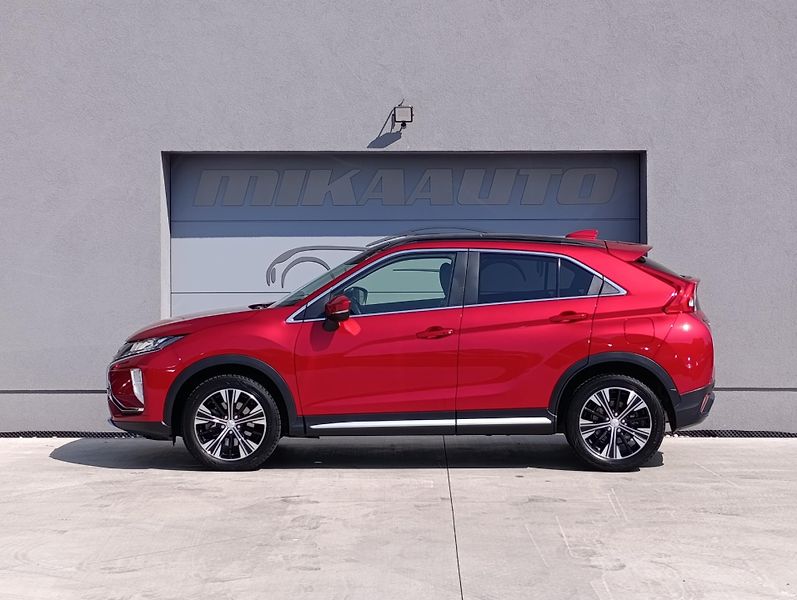 Mitsubishi Eclipse Cross 1.5T-MIVEC INSTYLE ČR  - fotka 8 z 35