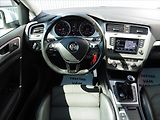 Volkswagen Golf 1,6 1,6 TDI Comfortline 4Mot - náhled 10