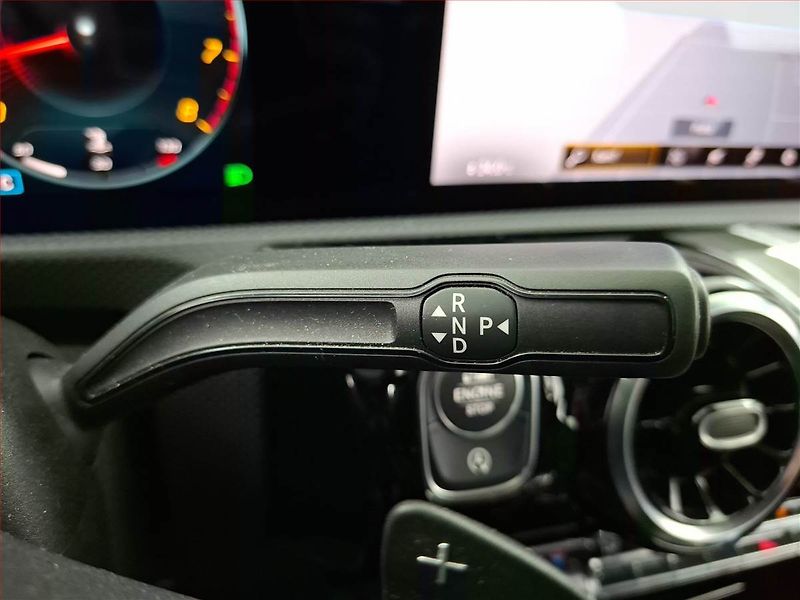 Mercedes-Benz Třídy A (2020) A 200 - fotka 14 z 22