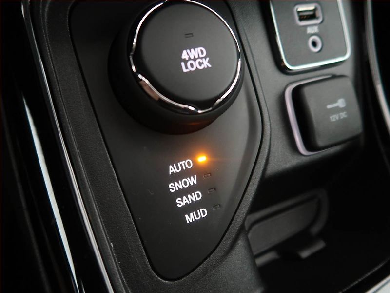 Jeep Compass (2020) 2.0 MultiJet, 4X4, Serv.kniha - fotka 14 z 16