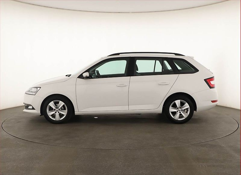 Škoda Fabia (2021) Ambition 1.0 TSI, ČR,1.maj - fotka 3 z 17