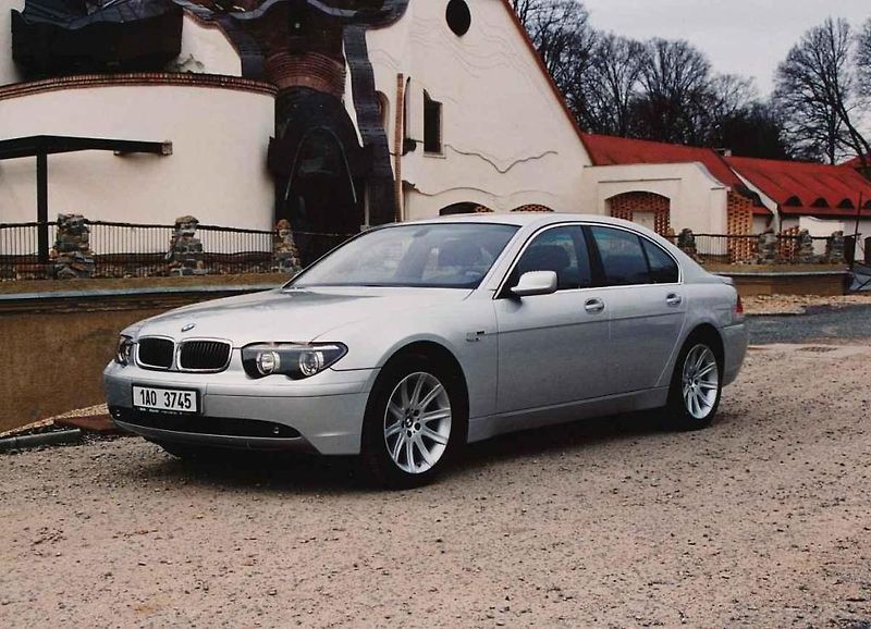 Dobové fotografie z historie značky BMW v Československu