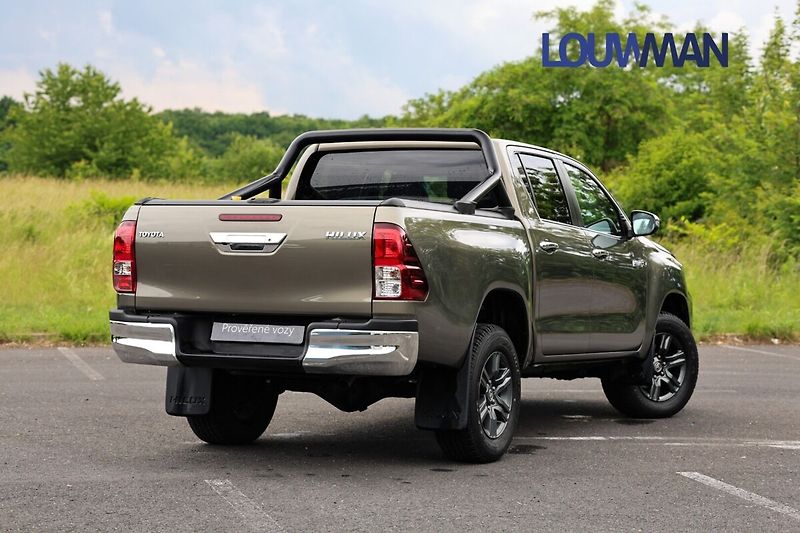 Toyota Hilux MT ACTIVE - fotka 15 z 18