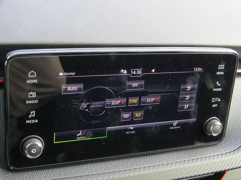 Škoda Scala (2025) Monte Carlo 1.0 TSI DSG - fotka 30 z 30