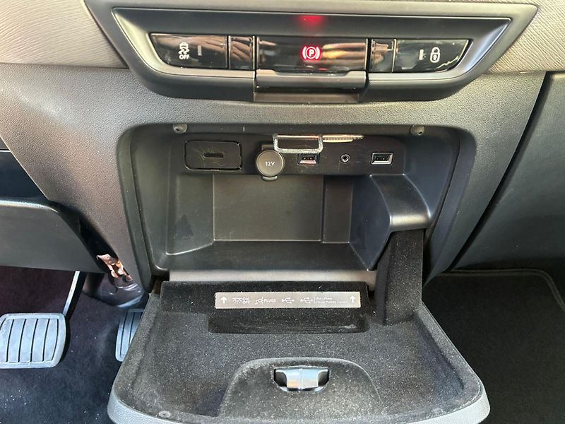 Citroën C4 Picasso (2014) 2.0HDi, 110KW - fotka 13 z 19