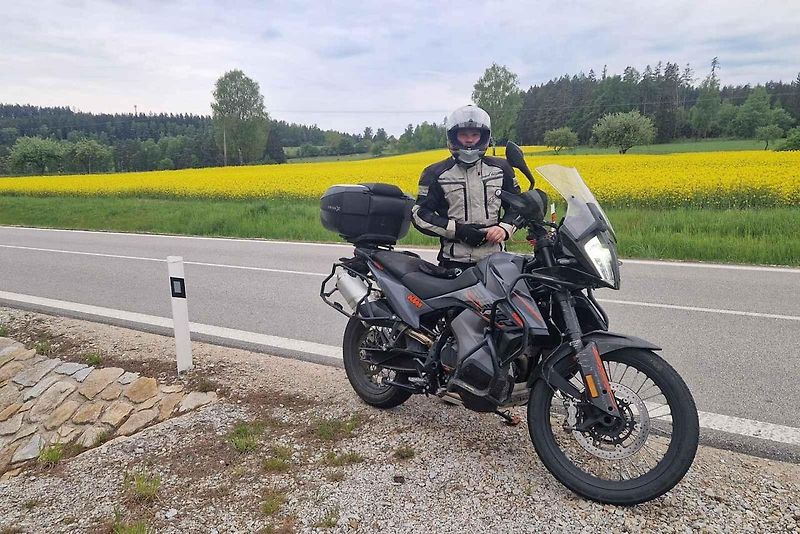 Motorkáři objevují Česko s aplikací Motokeška.