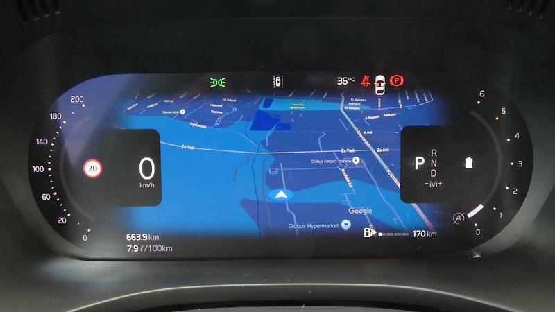 Volvo XC60 B4 mHEV AWD Plus Dark - fotka 13 z 23