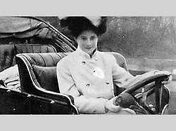Dorothy Levitt.