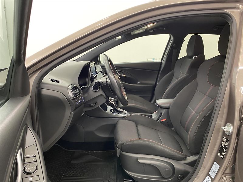 Hyundai i30 1,5 T-GDi 117kW DCT N-Line - fotka 5 z 26