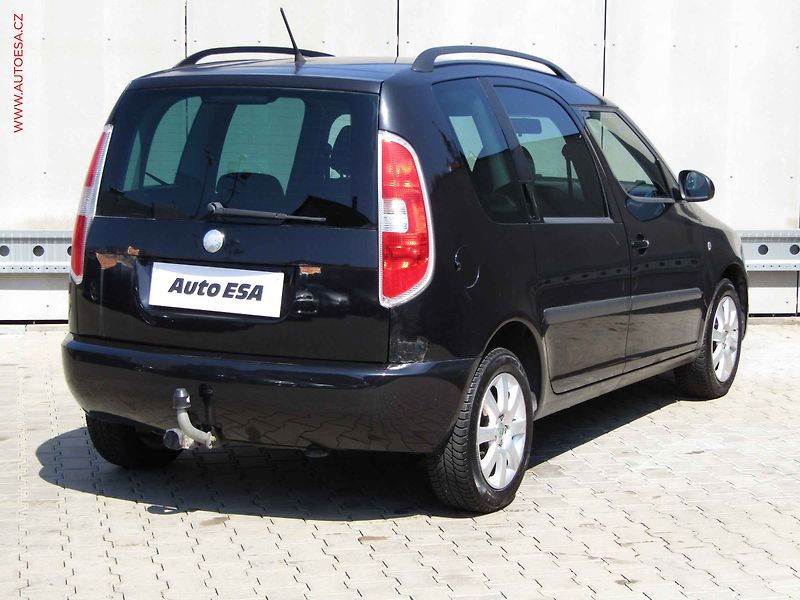 Škoda Roomster (2012) 1.2 TSi, AC, výhřev sed - fotka 4 z 16