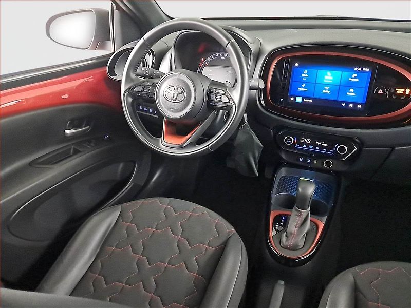 Toyota Aygo (2023) 1.0 VVT-i, Automat, ČR,1.maj - fotka 7 z 20