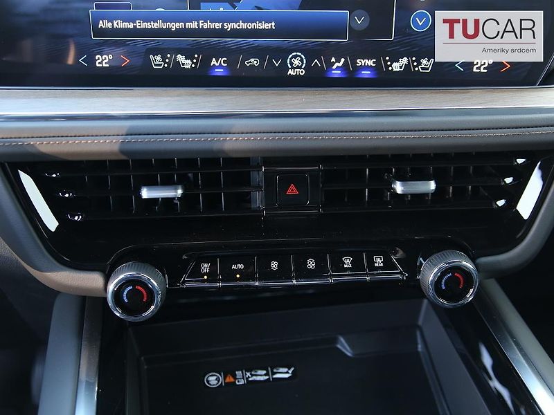 Chevrolet Tahoe High Country 6,2 V8 - fotka 36 z 48