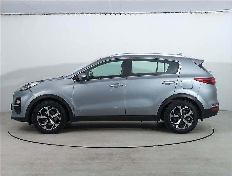 Kia Sportage (2020) 1.6 CRDi, 4X4, Serv.kniha - fotka 3 z 22