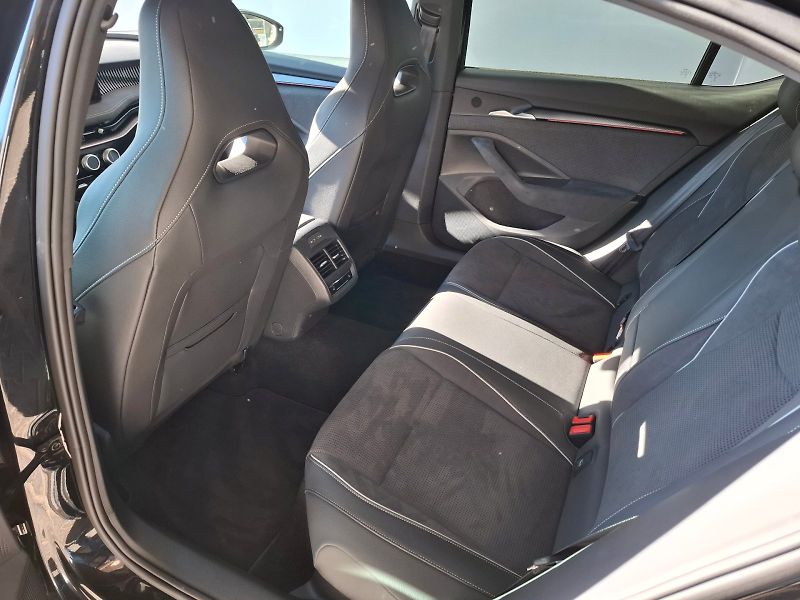 Škoda Superb (2026) SPORTLINE 150/2.0 TSI A7A - fotka 6 z 32