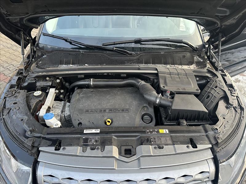 Land Rover Range Rover Evoque 2,2 4x4 TD4 SERVISKA - fotka 11 z 24