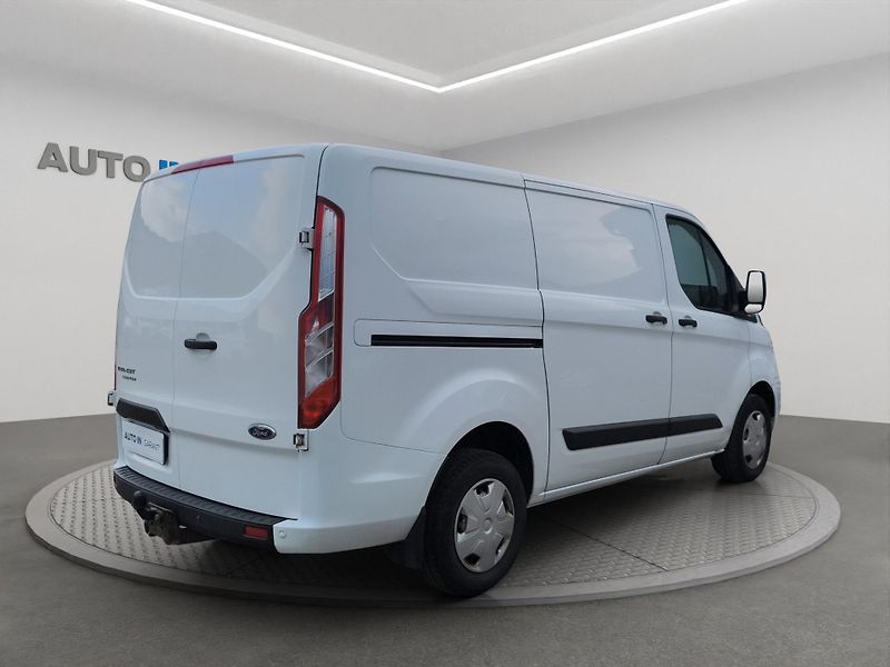 Ford Transit Custom (2020) L1 2.0 EcoBlue 79kW, ČR, Tažné - fotka 5 z 22