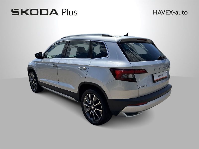 Škoda Karoq (2020) 2.0 TDI 4x4 DSG Scout - fotka 33 z 35