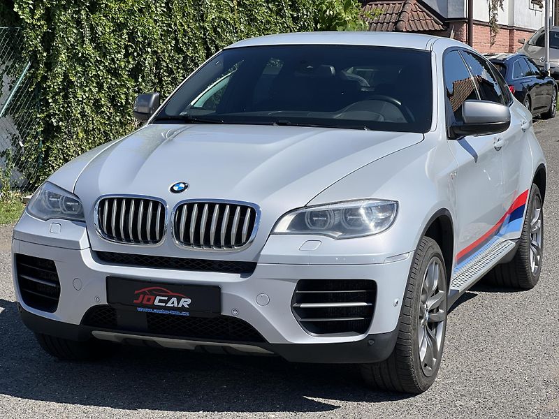 BMW X6 M50D xDrive 280kw KOUPENO V ČR - fotka 1 z 47