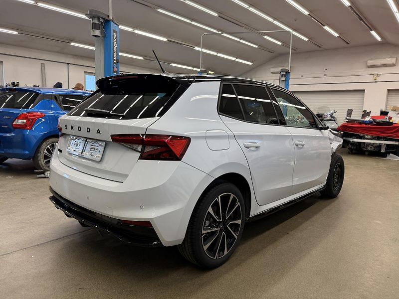 Škoda Fabia Monte Carlo 1.0 TSI 70 kW - fotka 8 z 23