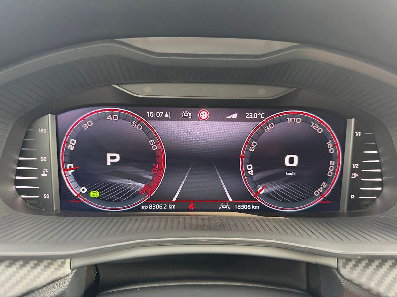 Škoda Scala (2025) 1,0TSI 85kW DSG MONTE CARLO - fotka 10 z 36