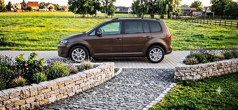 Volkswagen Touran 2.0 TDI 7míst,servisní histori - fotka 34 z 42