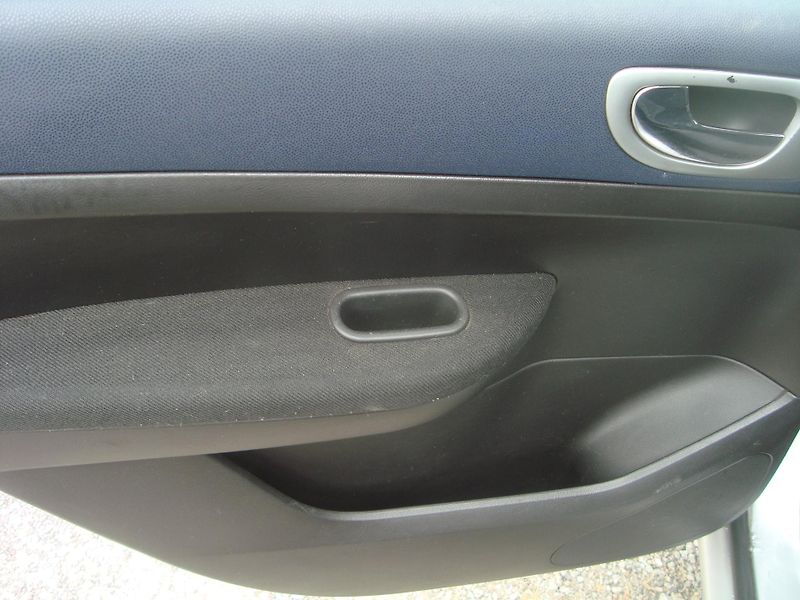 Peugeot 307 (2003) 1,6 - fotka 7 z 14