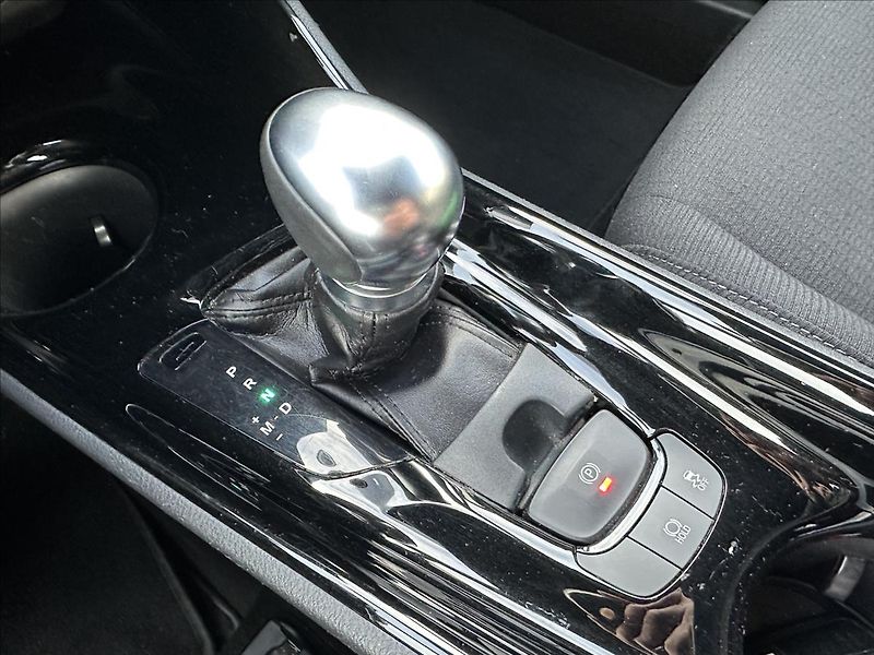 Toyota C-HR 1,2 4x4 TOP - fotka 19 z 32