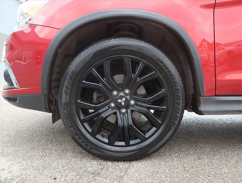 Mitsubishi ASX (2018) 1.6 MIVEC, Serv.kniha, Xenony - fotka 14 z 18