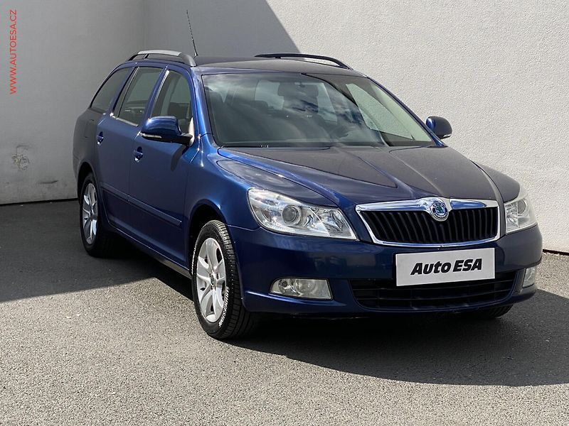 Škoda Octavia (2009) 1.6MPi Sport, ČR, Klima - fotografie inzerátu