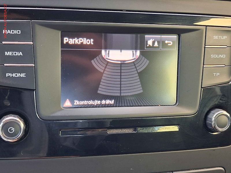 Škoda Yeti (2016) 1.4 TSi, Outdoor, výhřev sed - fotka 14 z 16