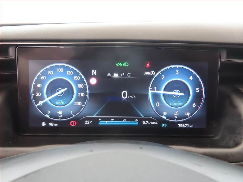 Hyundai Tucson (2022) N-Line Style 1.6 CRDi 48V MHEV - fotka 11 z 15