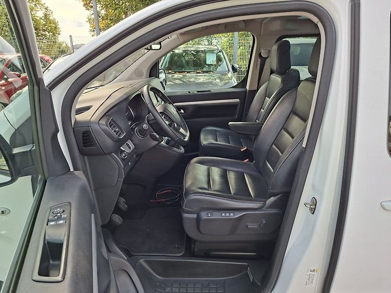 Peugeot Traveller LONG ALLURE 2,0 BHDI 150k M6 - fotka 12 z 27