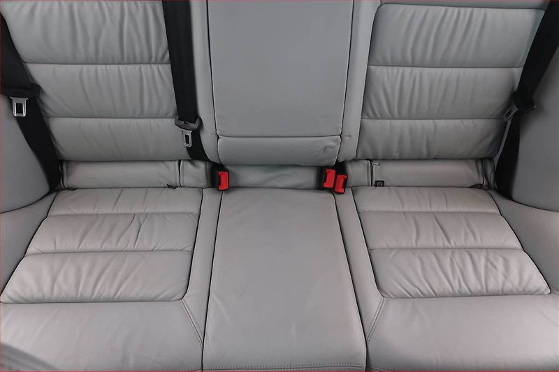 Škoda Octavia (2011) Laurin&Klement 2.0 TDI, Xenony - fotka 10 z 16