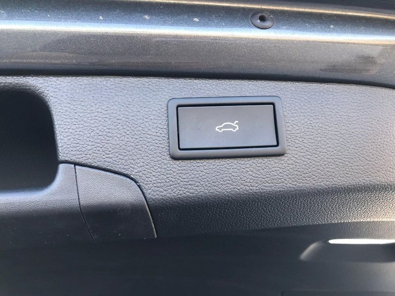 Škoda Superb (2025) COMBI SELEC TD 110/2.0 A7F - fotka 12 z 28