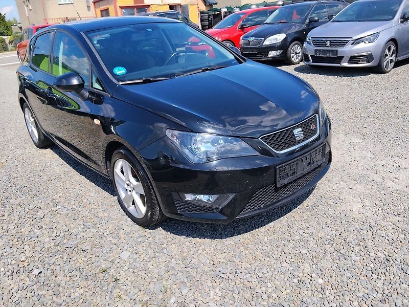 Seat Ibiza (2015) - fotka 14 z 25