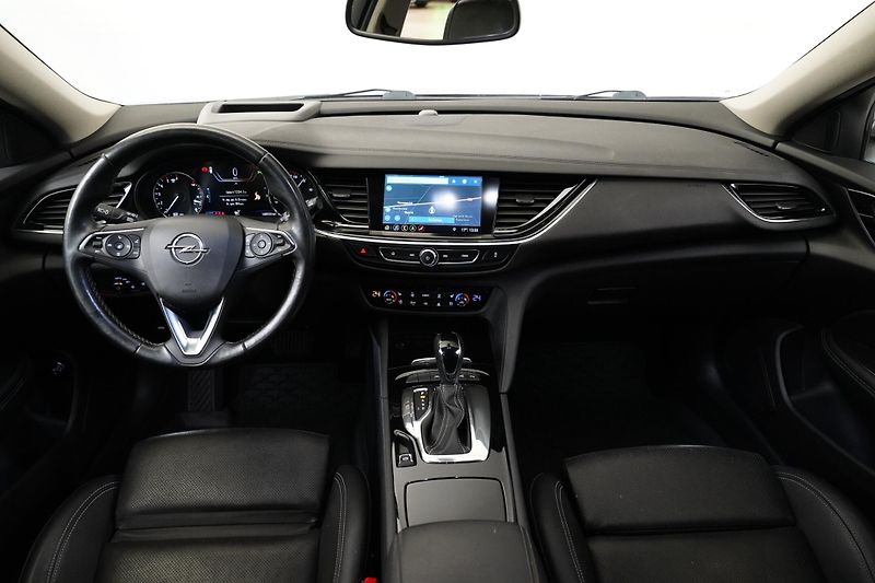 Opel Insignia - fotka 5 z 27