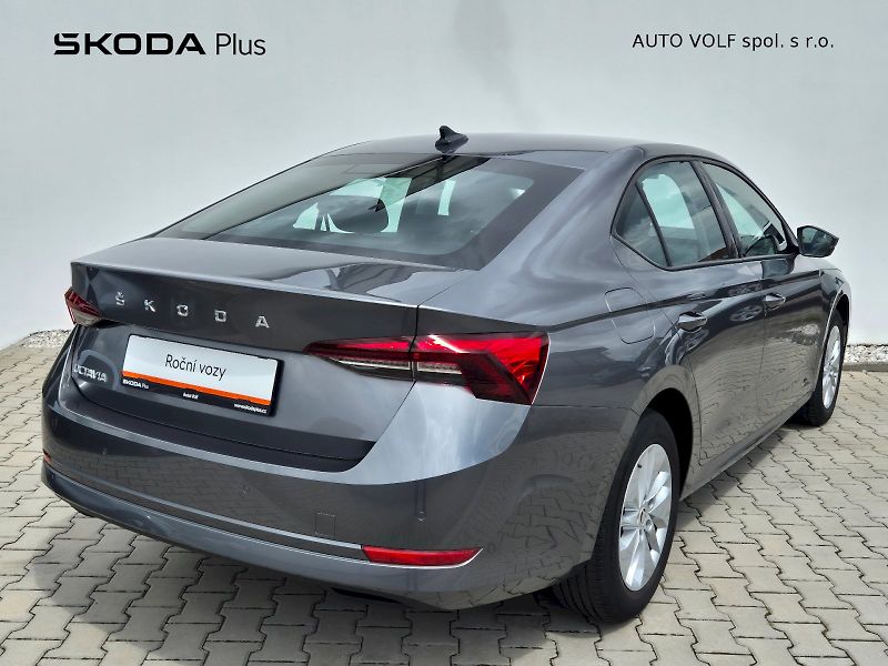Škoda Octavia (2024) Ambition 2.0 TDI 85 kW 6°manuá - fotka 2 z 28